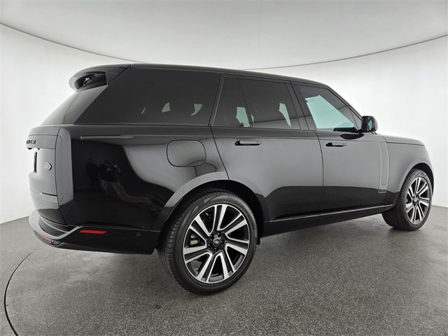 2023 Land Rover Range Rover SE