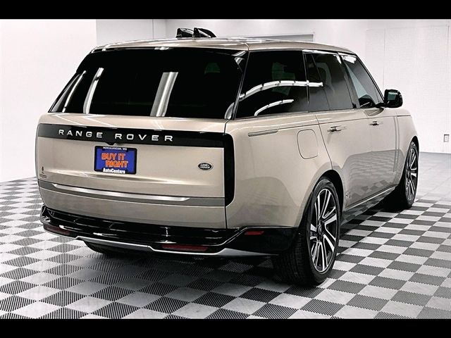 2023 Land Rover Range Rover SE