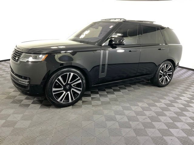 2023 Land Rover Range Rover SE