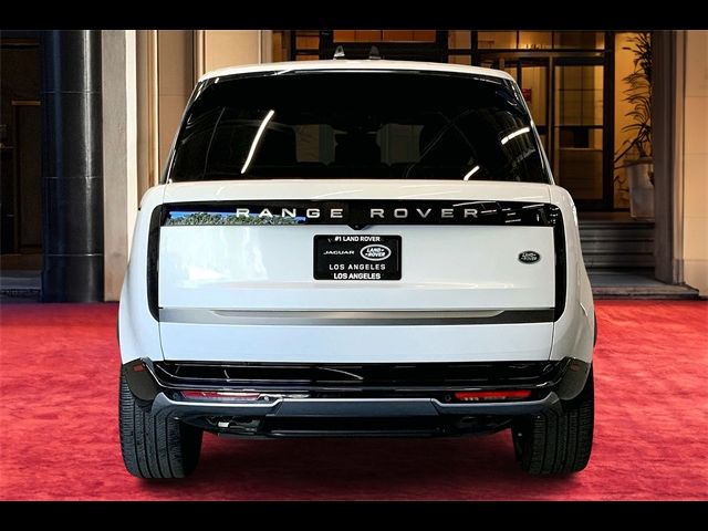 2023 Land Rover Range Rover SE