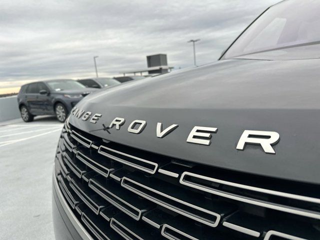 2023 Land Rover Range Rover SE