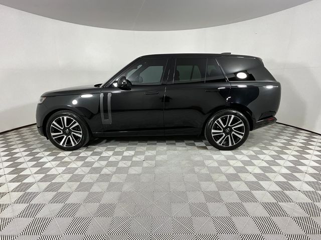 2023 Land Rover Range Rover SE