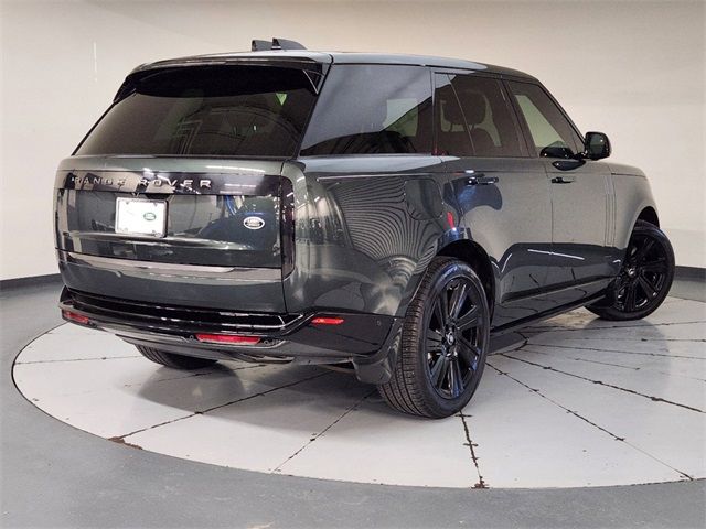 2023 Land Rover Range Rover SE