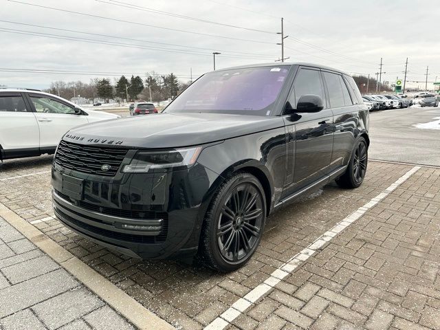 2023 Land Rover Range Rover SE