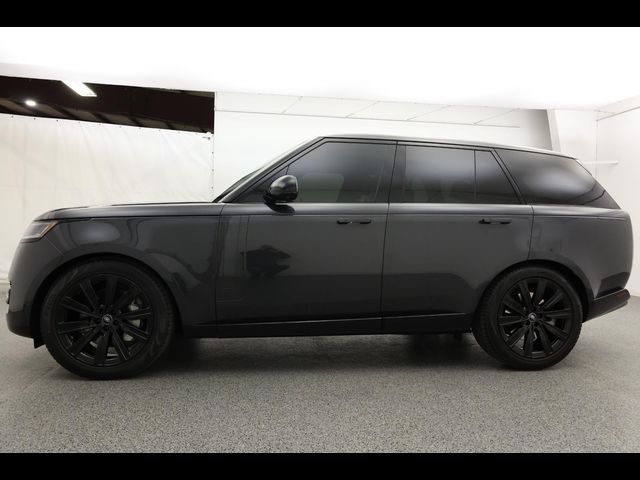 2023 Land Rover Range Rover SE