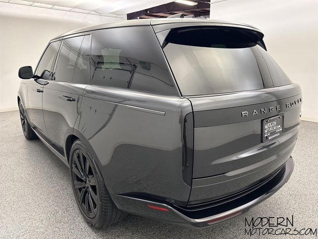 2023 Land Rover Range Rover SE