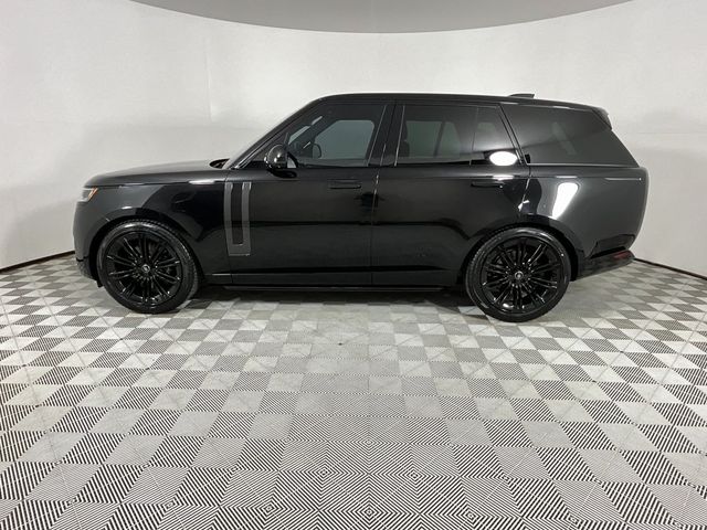 2023 Land Rover Range Rover SE