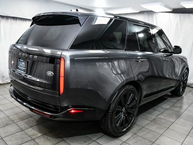 2023 Land Rover Range Rover SE