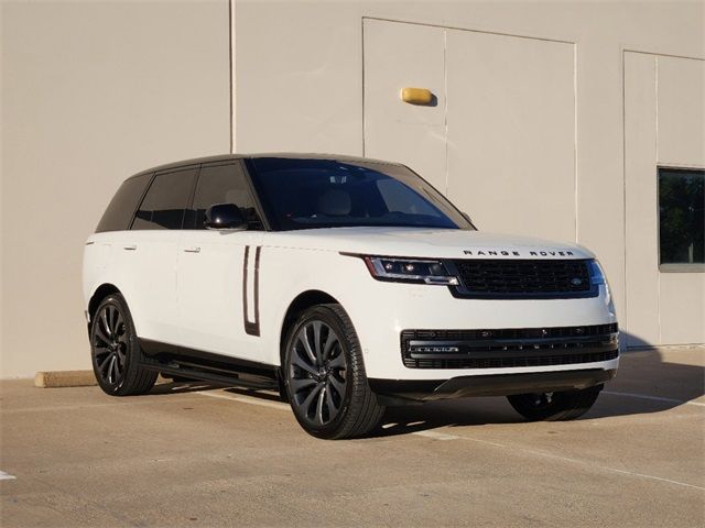 2023 Land Rover Range Rover SE