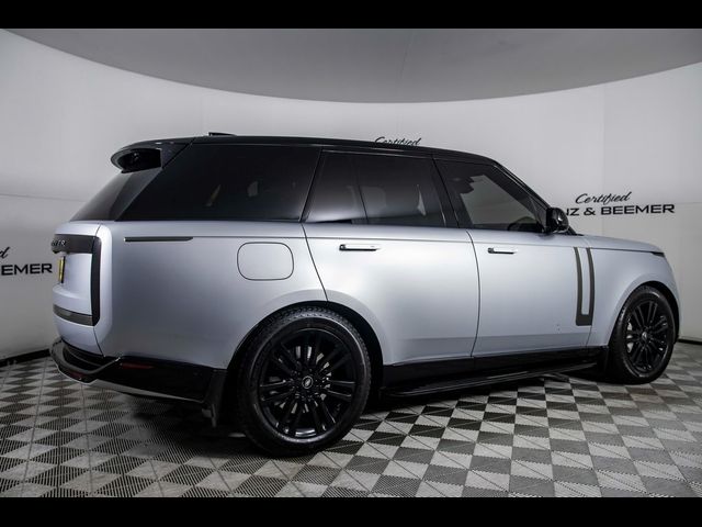 2023 Land Rover Range Rover SE