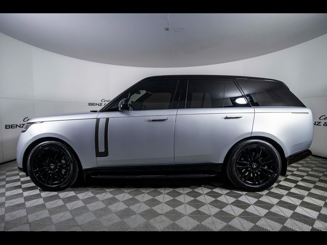 2023 Land Rover Range Rover SE