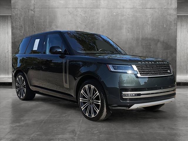 2023 Land Rover Range Rover SE