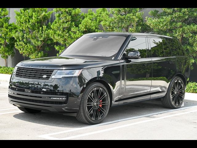 2023 Land Rover Range Rover SE