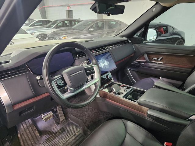 2023 Land Rover Range Rover SE