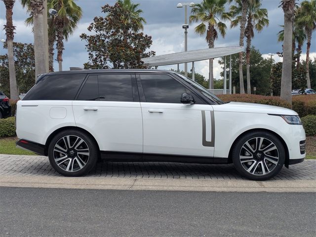 2023 Land Rover Range Rover SE