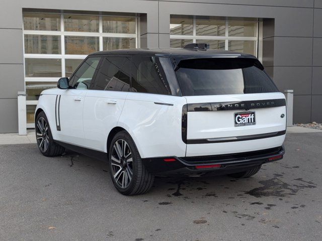 2023 Land Rover Range Rover SE