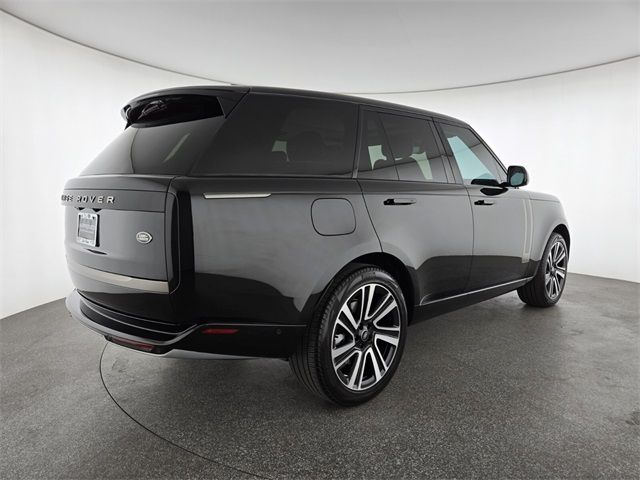 2023 Land Rover Range Rover SE