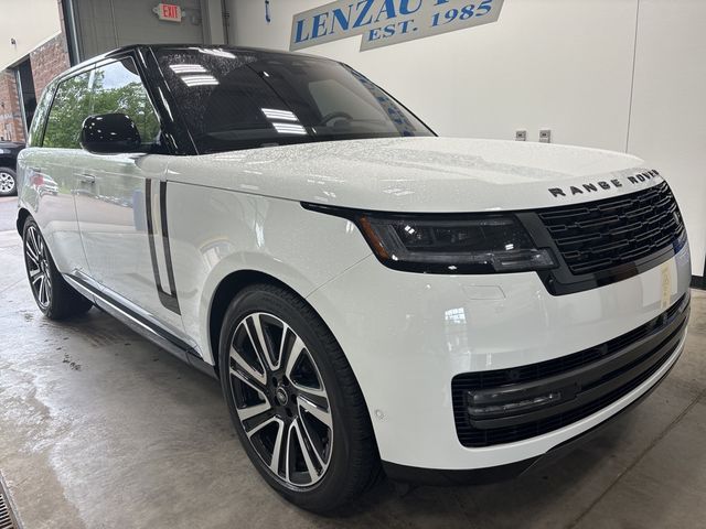 2023 Land Rover Range Rover SE