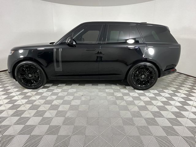 2023 Land Rover Range Rover SE