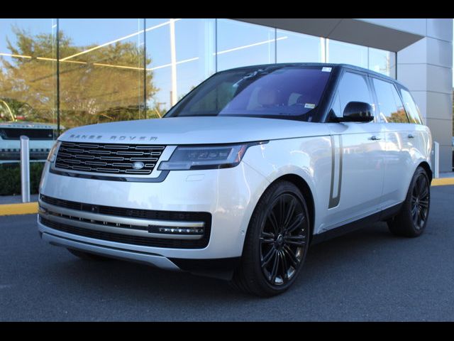 2023 Land Rover Range Rover SE