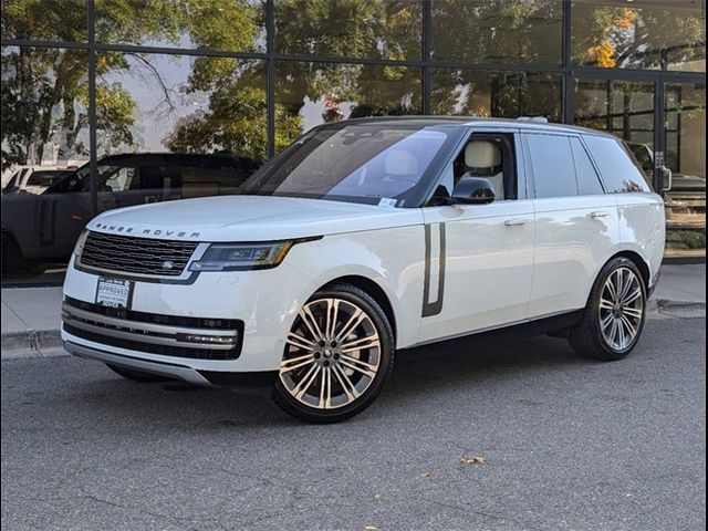 2023 Land Rover Range Rover SE