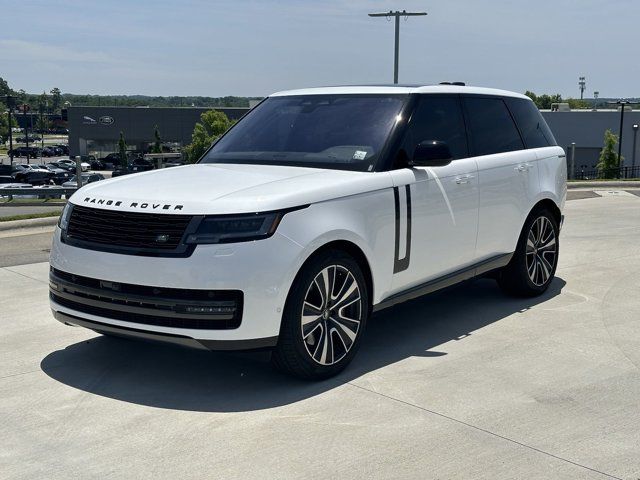 2023 Land Rover Range Rover SE