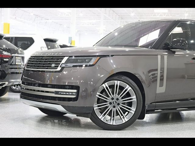 2023 Land Rover Range Rover SE