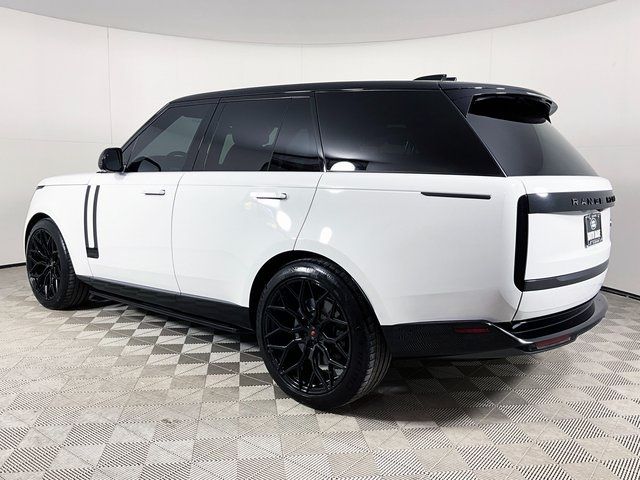 2023 Land Rover Range Rover SE