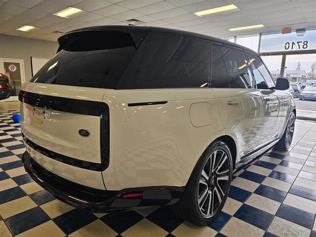 2023 Land Rover Range Rover SE