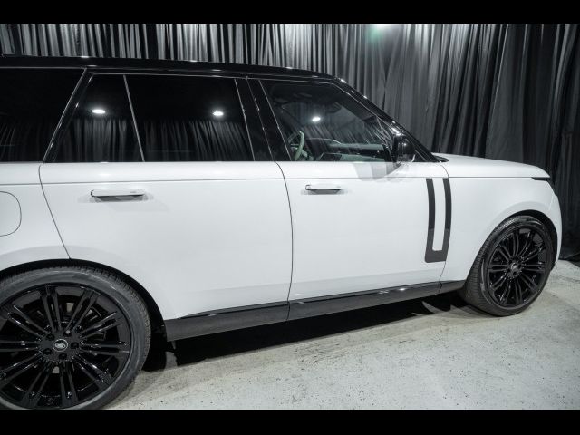 2023 Land Rover Range Rover SE