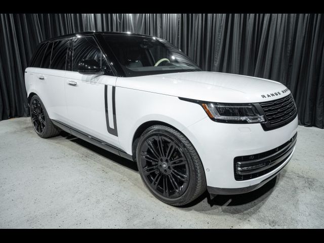 2023 Land Rover Range Rover SE