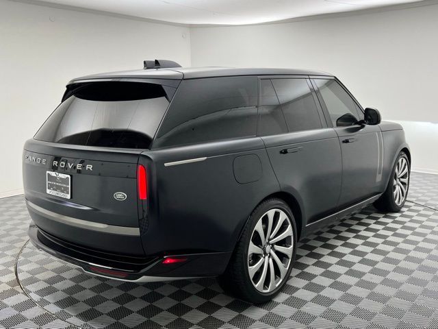 2023 Land Rover Range Rover SE