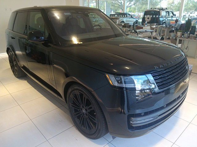 2023 Land Rover Range Rover SE