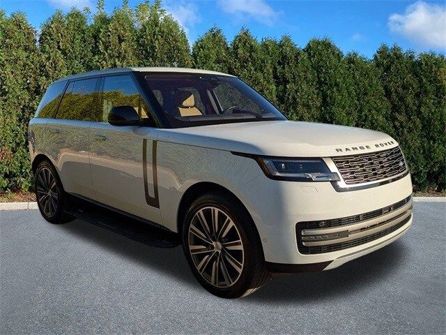 2023 Land Rover Range Rover SE