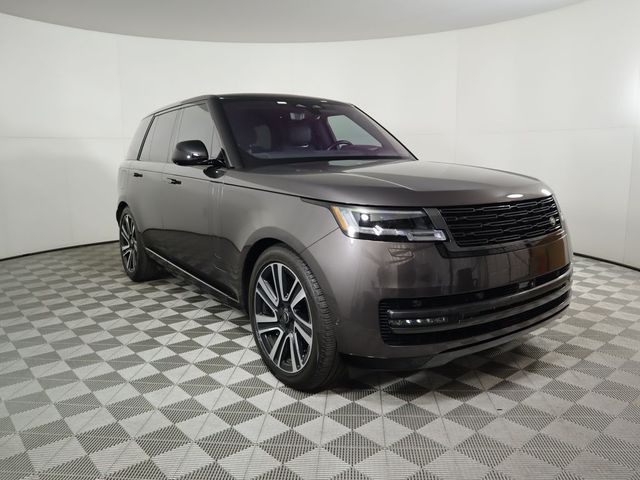 2023 Land Rover Range Rover SE