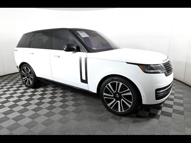 2023 Land Rover Range Rover SE