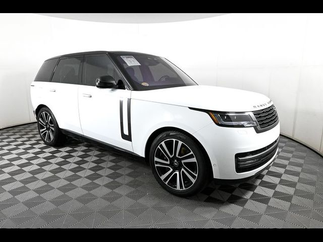 2023 Land Rover Range Rover SE