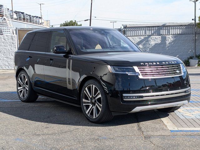 2023 Land Rover Range Rover SE