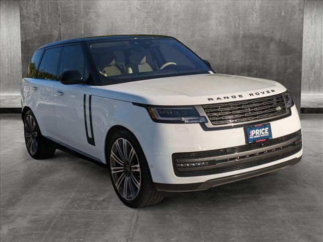 2023 Land Rover Range Rover SE