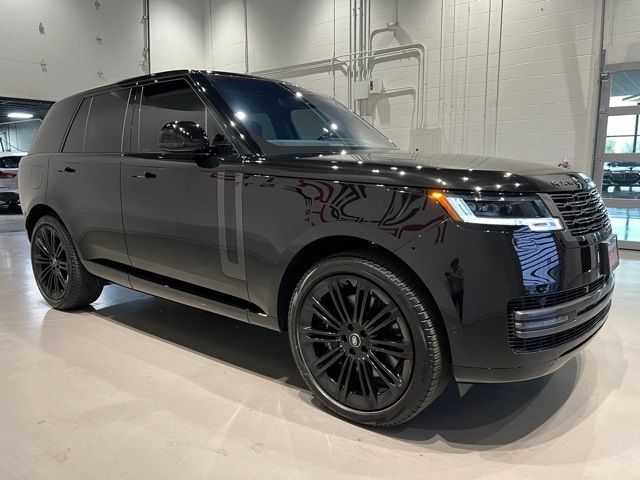 2023 Land Rover Range Rover SE