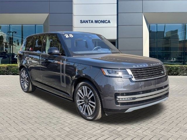 2023 Land Rover Range Rover SE