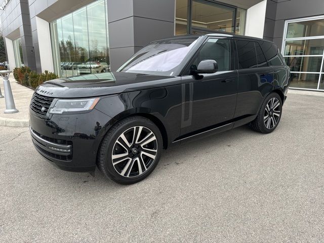 2023 Land Rover Range Rover SE