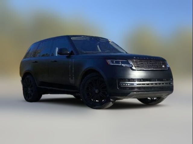 2023 Land Rover Range Rover SE