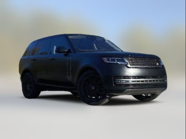 2023 Land Rover Range Rover SE