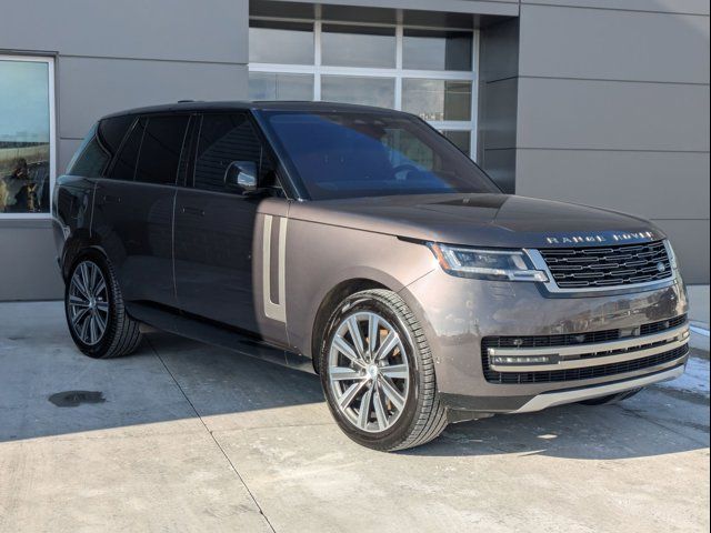 2023 Land Rover Range Rover SE