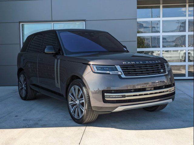 2023 Land Rover Range Rover SE