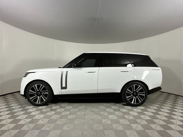 2023 Land Rover Range Rover SE