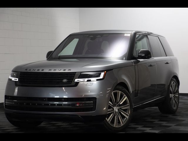 2023 Land Rover Range Rover SE