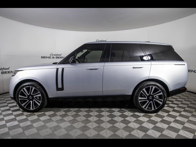 2023 Land Rover Range Rover SE