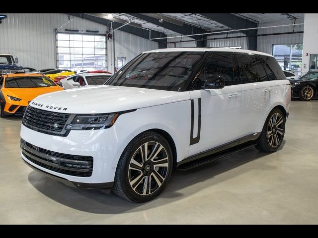 2023 Land Rover Range Rover SE